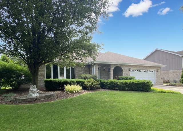 Property at 18821 Dickens Dr, Mokena, IL 60448, 3 beds, 2.5 baths