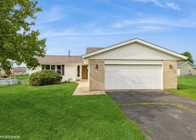 Property at 956 Night Owl Ln, Roscoe, IL 61073, 4 beds, 3 baths
