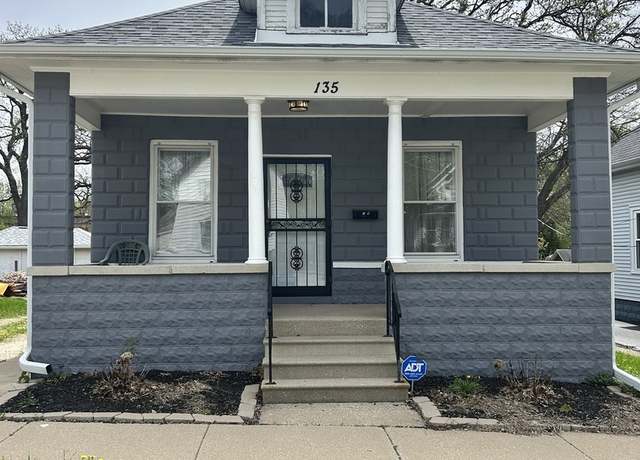 Property at 135 Evans Ave, Aurora, IL 60505, 2 beds, 1 bath