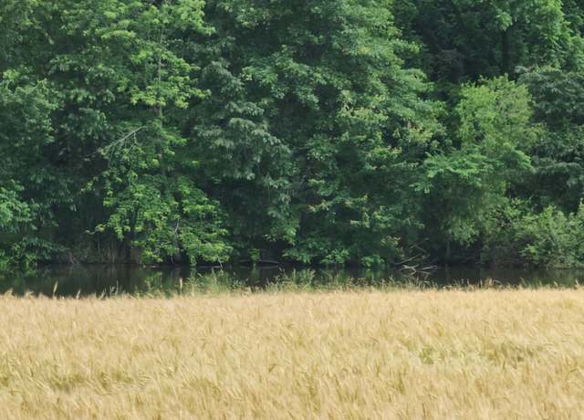 Property at 12156 E Bunny Farm Rd, Mount Vernon, IL 62864