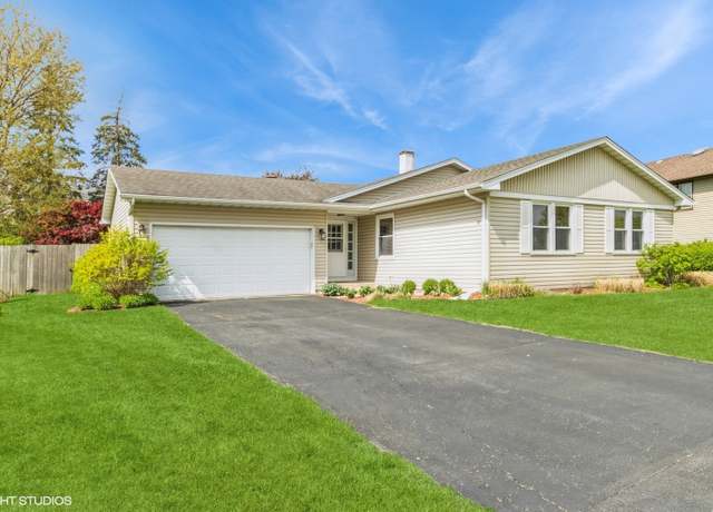 Property at 3730 Whispering Trails Dr, Hoffman Estates, IL 60192, 3 beds, 2 baths