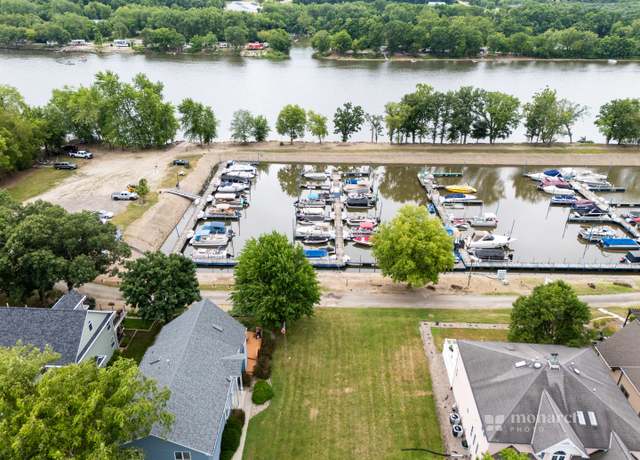Property at 100 Hillsman Ln, Seneca, IL 61360