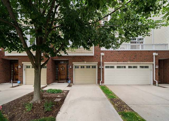 Property at 507 Grove Ln Unit H, Forest Park, IL 60130, 2 beds, 2.5 baths