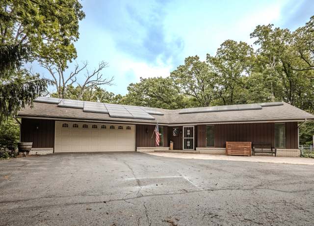Property at 7853 Shaw Rd, Belvidere, IL 61008, 4 beds, 3 baths