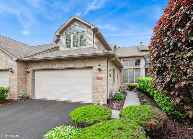 Property at 8806 175th St, Tinley Park, IL 60487, 3 beds, 2.5 baths