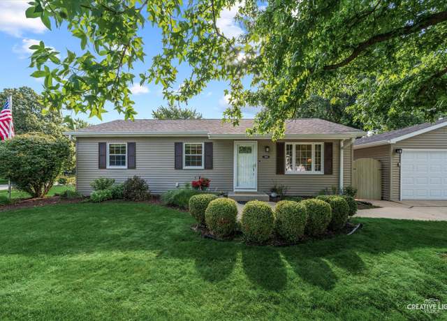 Property at 203 Basswood Dr, North Aurora, IL 60542, 4 beds, 1.5 baths