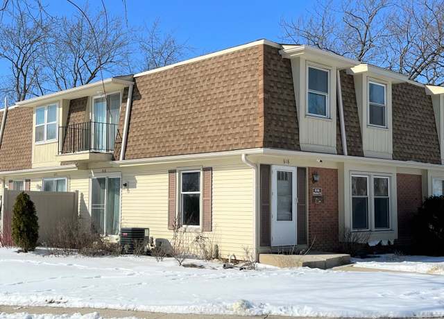Property at 618 Newton Ct #618, Schaumburg, IL 60194, 3 beds, 1.5 baths