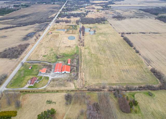 Property at 2608 N IL Route 47, Woodstock, IL 60098, 5 beds, 3 baths