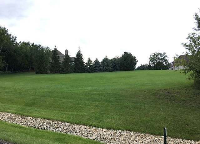 Property at 631 Hidden Creek Dr, Antioch, IL 60002