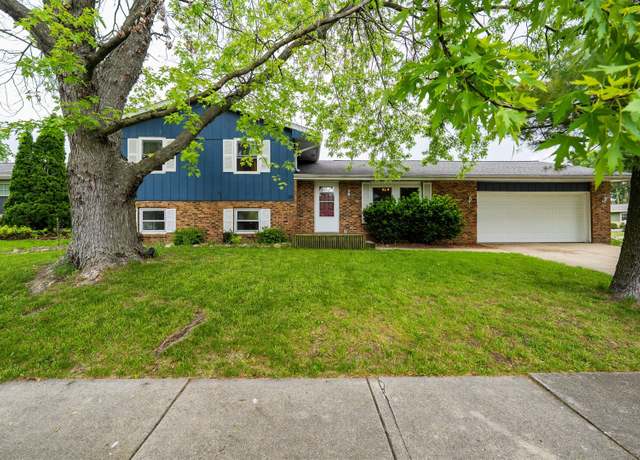 Property at 220 Arlington Dr, Normal, IL 61761, 3 beds, 3 baths