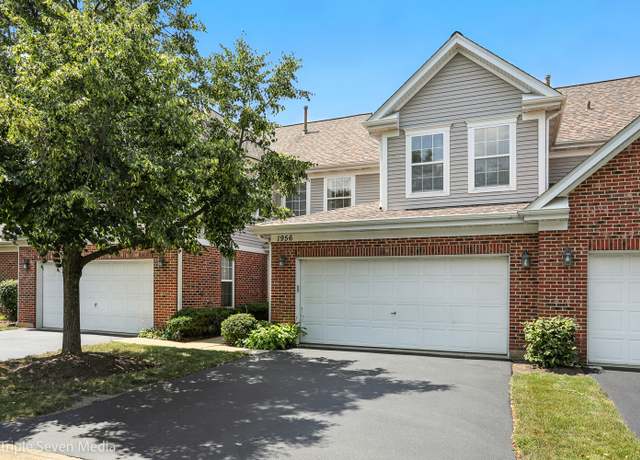 Property at 1956 N Silver Lake Rd, Arlington Heights, IL 60004, 2 beds, 1.5 baths