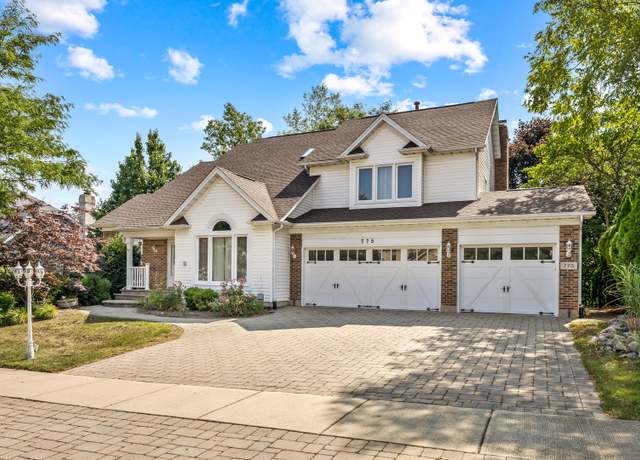 Property at 775 Harmon Blvd, Hoffman Estates, IL 60169, 4 beds, 3.5 baths