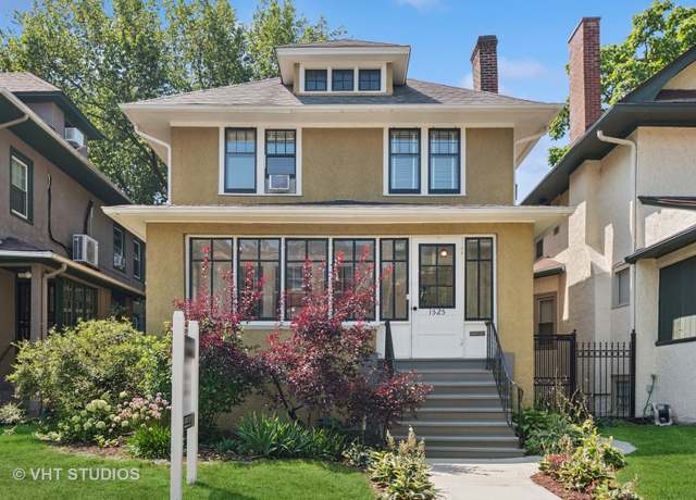 Property at 1525 W Birchwood Ave, Chicago, IL 60626, 3 beds, 2.5 baths