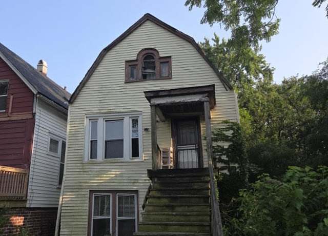 Property at 627 E 92nd Pl, Chicago, IL 60619, 5 beds, 2 baths