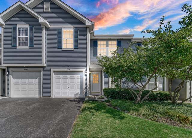 Property at 1163 Whispering Hills Dr, Naperville, IL 60540, 2 beds, 2.5 baths