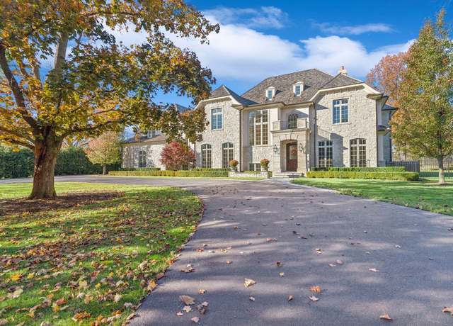 Property at 162 E Foster Pl, Lake Forest, IL 60045, 6 beds, 7.5 baths