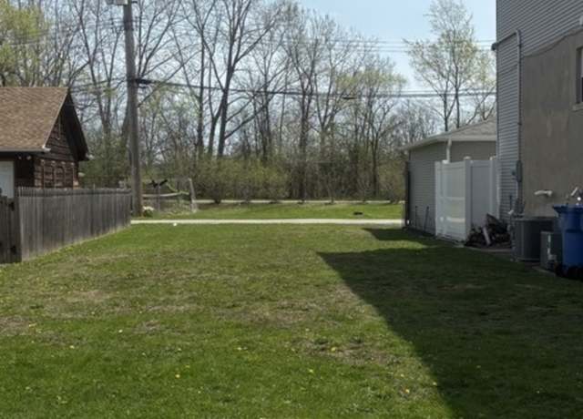 Property at 5621 N Kostner Ave, Chicago, IL 60646
