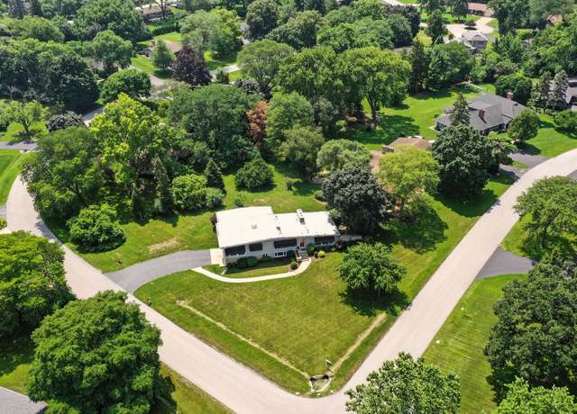 Property at 347 Park Dr, Palatine, IL 60067, 3 beds, 3 baths
