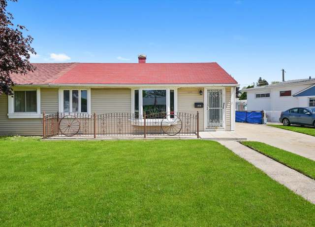 Property at 8759 S Kilbourn Ave, Hometown, IL 60456, 3 beds, 2 baths
