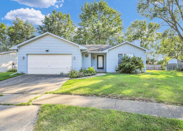 Property at 1905 S Plains Ct, Urbana, IL 61802, 3 beds, 2 baths