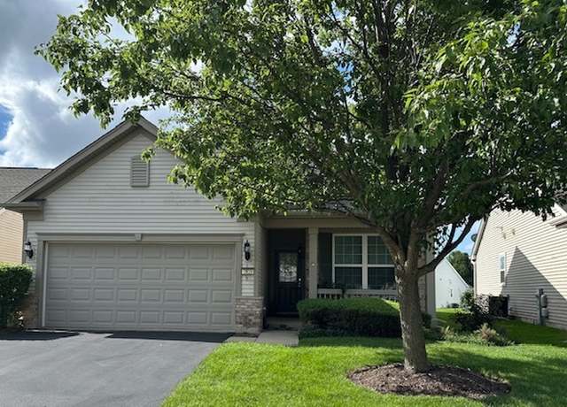 Property at 2821 Edgewater Dr, Elgin, IL 60124, 2 beds, 2 baths