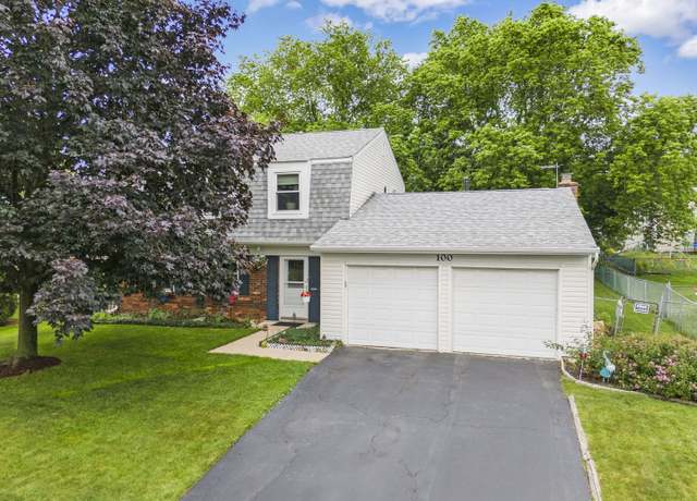 Property at 100 Ellington Dr, Schaumburg, IL 60194, 3 beds, 2.5 baths