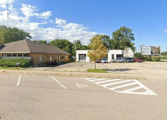Property at 7312 Hancock Dr, Wonder Lake, IL 60097