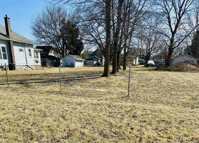 Property at 1007 E Bridge St, Streator, IL 61364