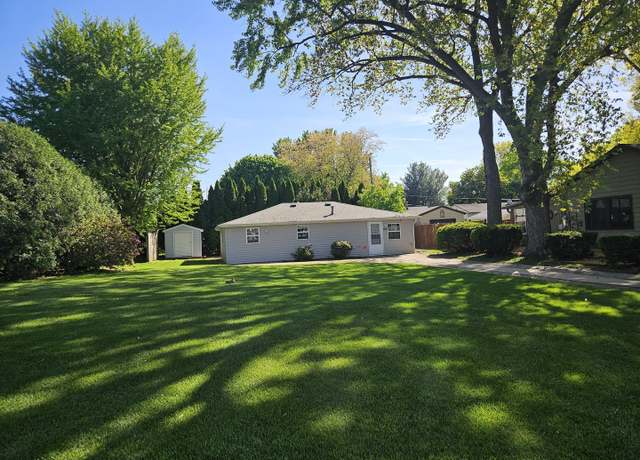 Property at 2204 Scott St, Rock Falls, IL 61071, 2 beds, 1 bath