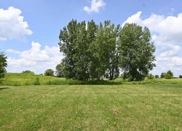 Property at 3900 W Nettle Creek Dr, Morris, IL 60450