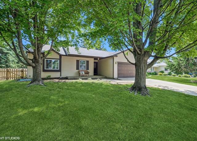 Property at 204 Barnwood Trl, Mchenry, IL 60050, 3 beds, 2 baths