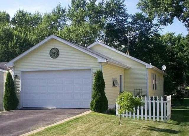 Property at 21328 W Starry Ln, Lake Zurich, IL 60047, 3 beds, 3 baths
