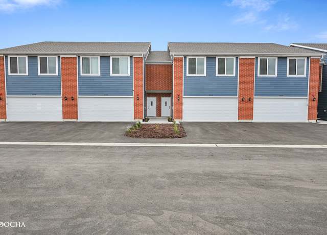 Property at 1077 Gillespie Ln, Yorkville, IL 60560, 3 beds, 2.5 baths