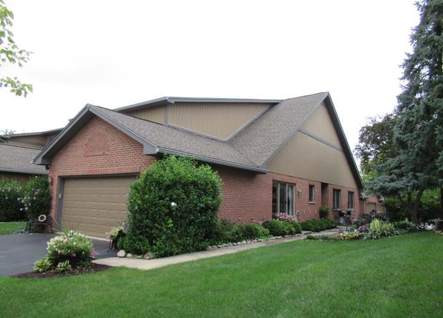 Property at 201 Woodland Way, Bloomingdale, IL 60108, 3 beds, 3.5 baths