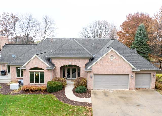 Property at 17619 Grandview Dr, Sterling, IL 61081, 4 beds, 3.5 baths