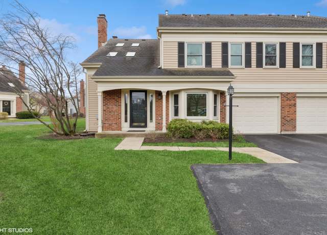 Property at 2557 E Hunter Dr, Arlington Heights, IL 60004, 2 beds, 2.5 baths