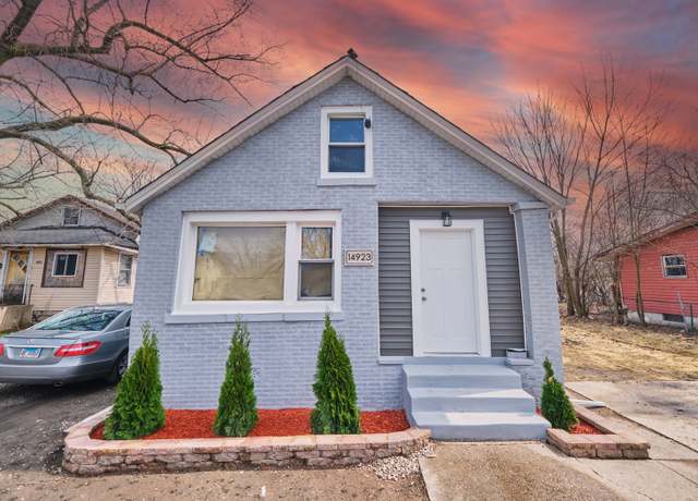 Property at 14923 Wood St, Harvey, IL 60426, 2 beds, 1 bath