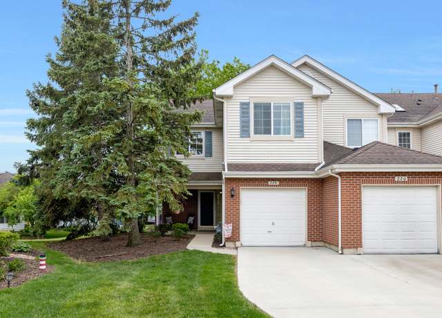 Property at 224 Camel Bend Ct, Schaumburg, IL 60194, 2 beds, 2.5 baths