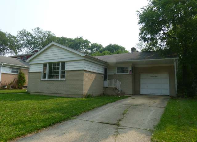 Property at 243 N Yale Ave, Arlington Heights, IL 60005, 3 beds, 1 bath