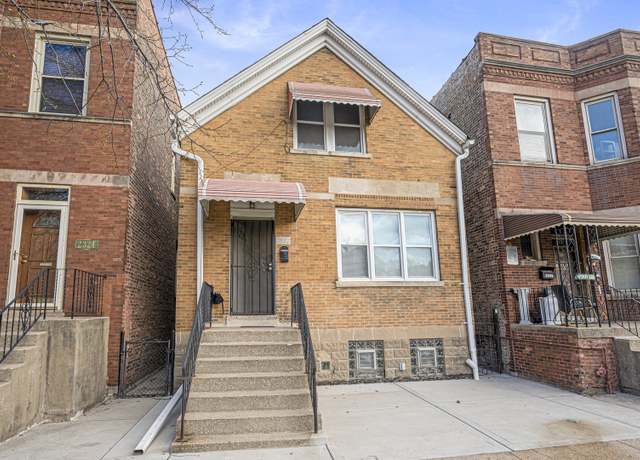 Property at 2322 W 35th Pl, Chicago, IL 60609, 5 beds, 3 baths
