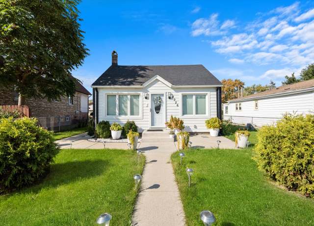 Property at 4926 S Lotus Ave, Chicago, IL 60638, 3 beds, 1 bath