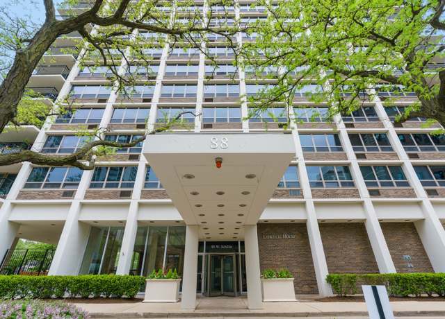 Property at 88 W Schiller St #1906, Chicago, IL 60610, 1 bed, 1 bath