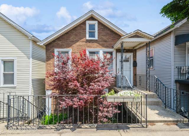 Property at 2835 S Farrell St, Chicago, IL 60608, 3 beds, 1 bath