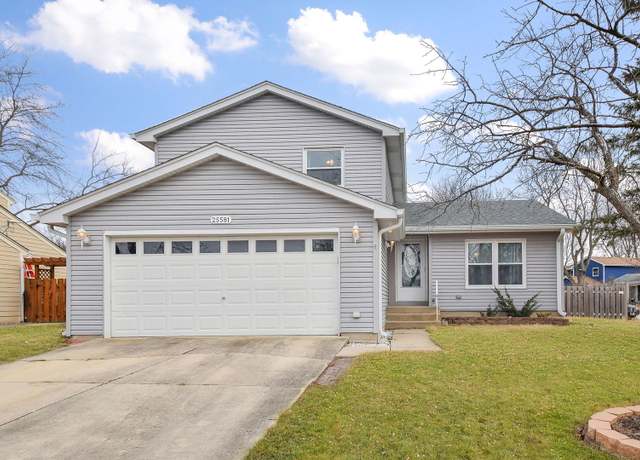 Property at 2S581 Cynthia Dr, Warrenville, IL 60555, 3 beds, 2 baths