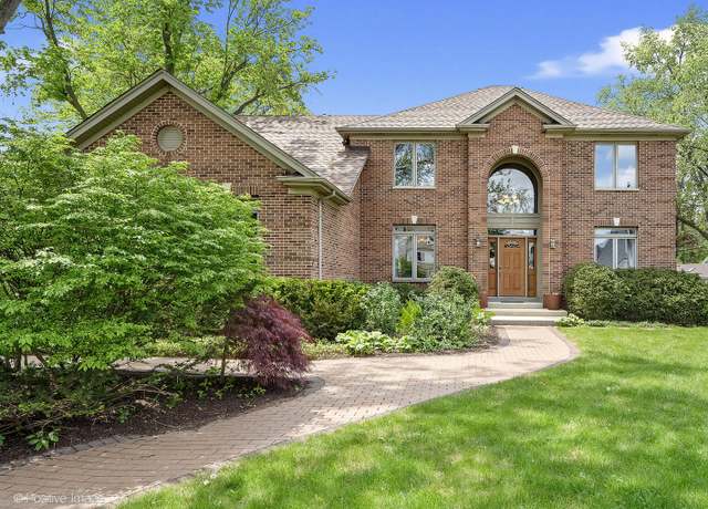 Property at 39 N Laird St, Naperville, IL 60540, 4 beds, 2.5 baths