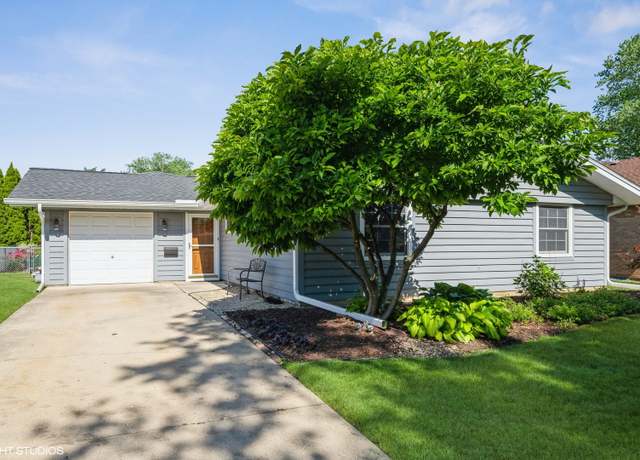 Property at 408 S Prindle Ave, Arlington Heights, IL 60004, 3 beds, 2 baths