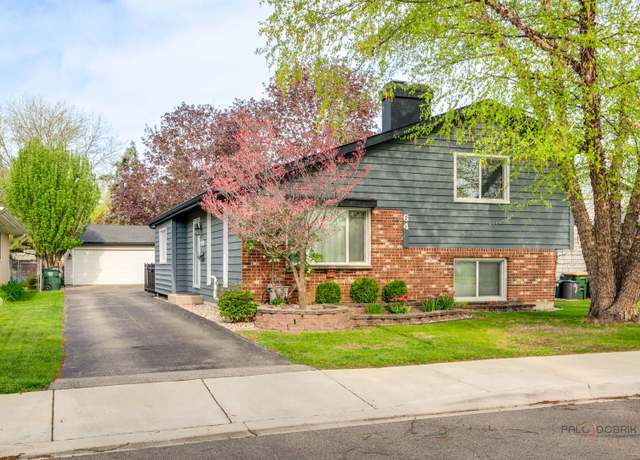 Property at 64 N Lincoln Ave, Mundelein, IL 60060, 4 beds, 2 baths