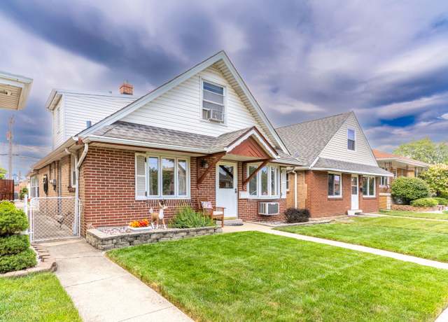 Property at 6046 S Melvina Ave, Chicago, IL 60638, 4 beds, 1.5 baths