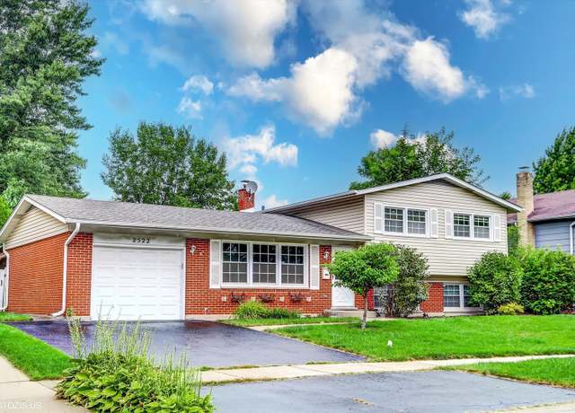 Property at 2522 N Chestnut Ave, Arlington Heights, IL 60004, 3 beds, 2 baths