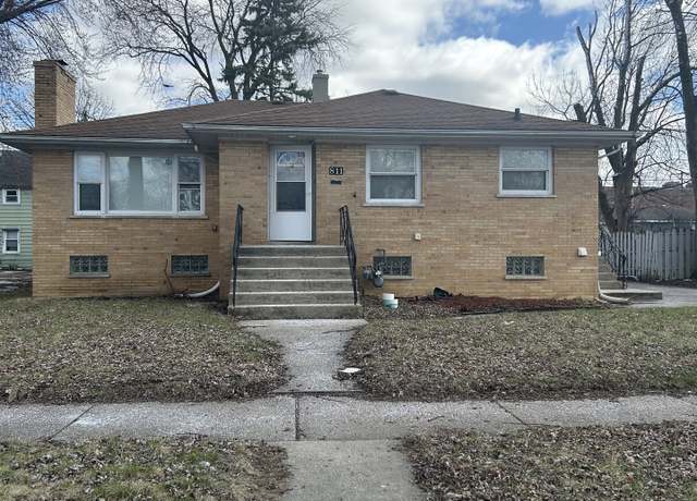 Property at 811 Greenbay Ave, Calumet City, IL 60409, 3 beds, 1.5 baths